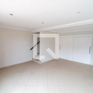 Casa de condomínio para alugar com 185m², 3 quartos e 2 vagas - Foto 1
