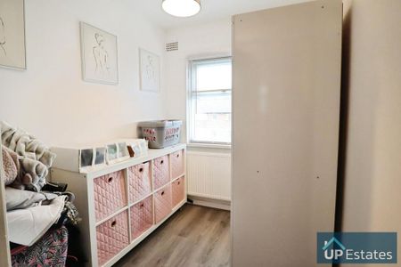 3 bedroom terraced house to rent - Photo 5