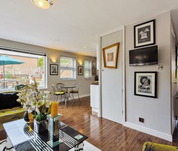1 bedroom flat to rent - Photo 2