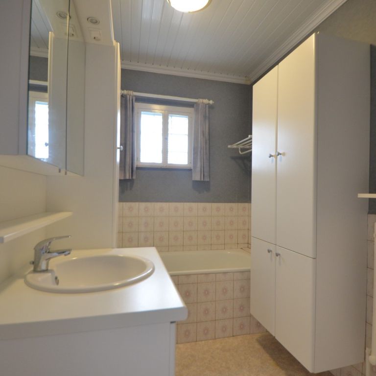 Te huur: Ruime woning met tuin en dubbele garage - Photo 1