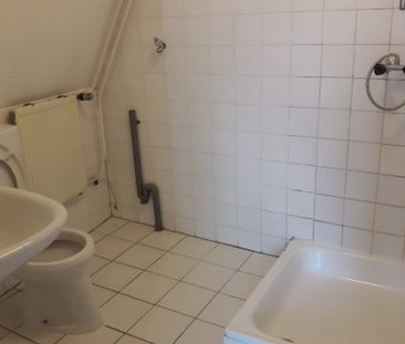 TE HUUR: op zéér mooie locatie aan de singel gelegen licht 2 kamer ... - Foto 6