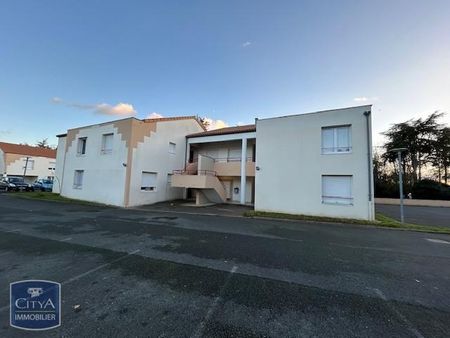 Location Appartement 1 pièce 19m² POITIERS 86000 - Photo 5