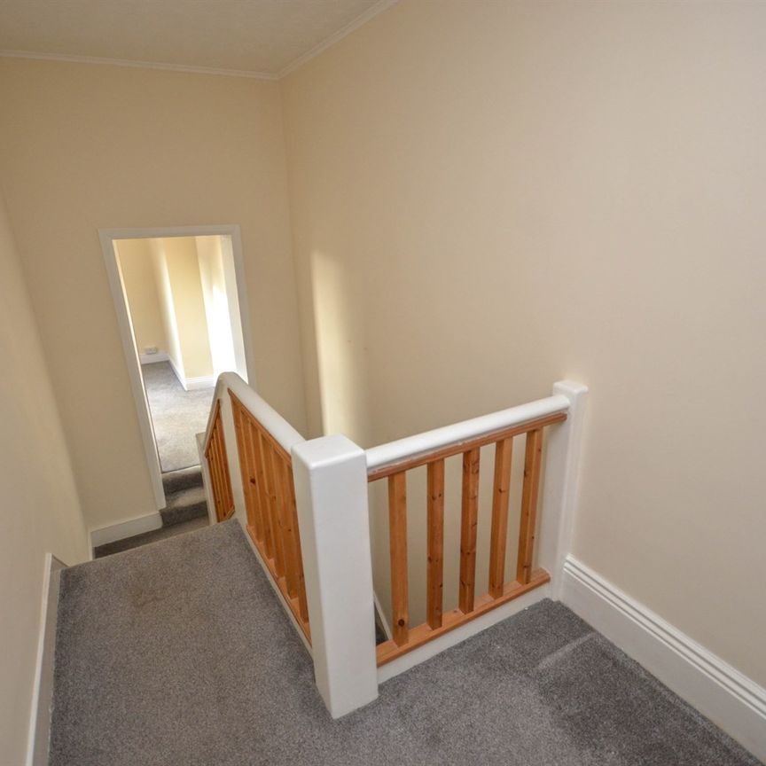 2 bed maisonette to rent in Stanhope Road, South Shields, NE33 - Photo 1