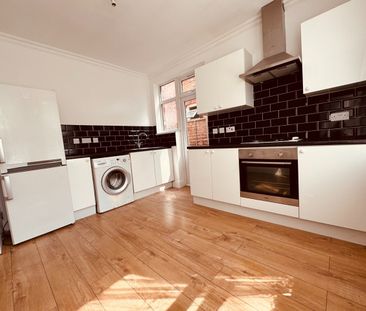 1 Bed Flat, Diana Road, E17 - Photo 3