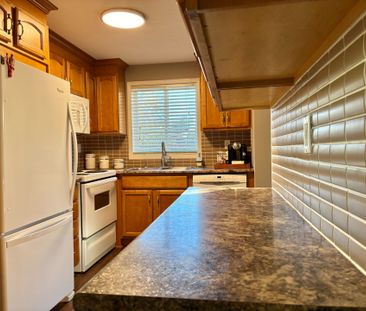 For Lease - 181 Columbia Road, Barrie, Ontario - Photo 6