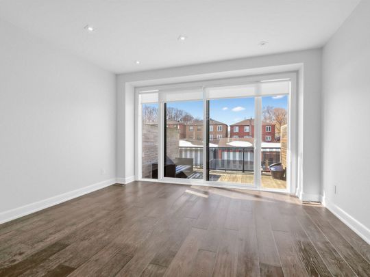 For Lease - 520 McRoberts Avenue, Toronto, Ontario - Photo 1