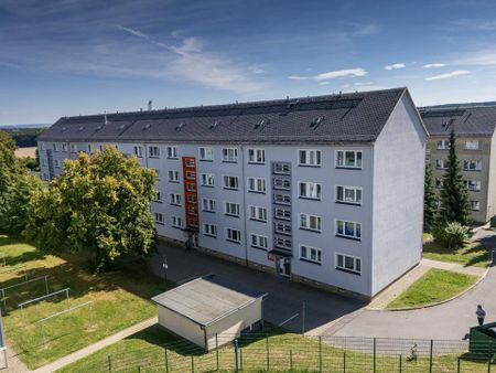 Moderne 3- Raumwohnung mit toller Aussicht und Balkon - Photo 4