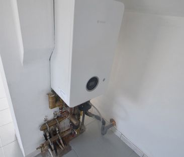 1 slpk. appt. op de tweede verdieping (geen lift), CV op gas - Foto 3