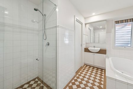 Peaceful Coastal Abode In Shoreham - Photo 3