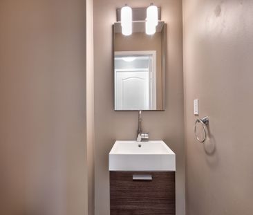 For Lease - 1337 Goldhawk Trail, Oakville, Ontario - Photo 4