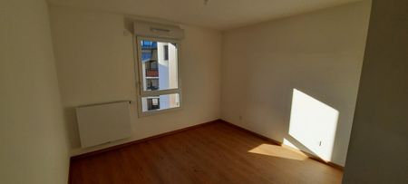 Location Appartement 2 pièces 47m² THONON LES BAINS 74200 - Photo 2