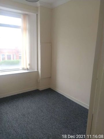 1 Bed Flat, Craigton Road, G51 - Photo 2