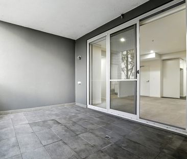 Modern 2-Bedroom Unit - Gas & Water Included in Rent - Photo 6
