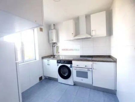 Piso en alquiler en Oviedo - Foto 4