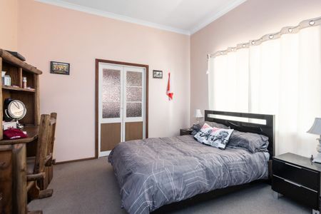 Room to move! - Photo 3