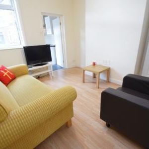 Newcastle Street, Newcastle-Under-Lyme, ST5 - Photo 1