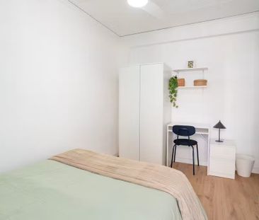 Carrer del Salvador, Torrent, Valencian Community 46900 - Foto 4