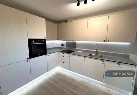 1 bedroom flat to rent - Photo 2