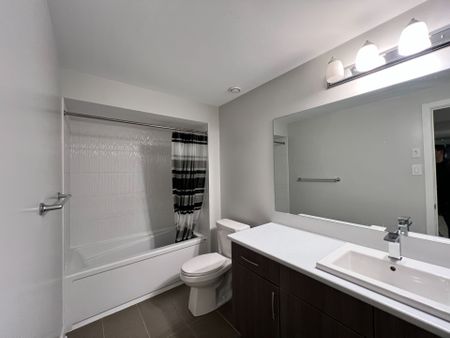 For Lease - 33 THUNDERBOLT Street, Kanata, Ontario - Photo 4