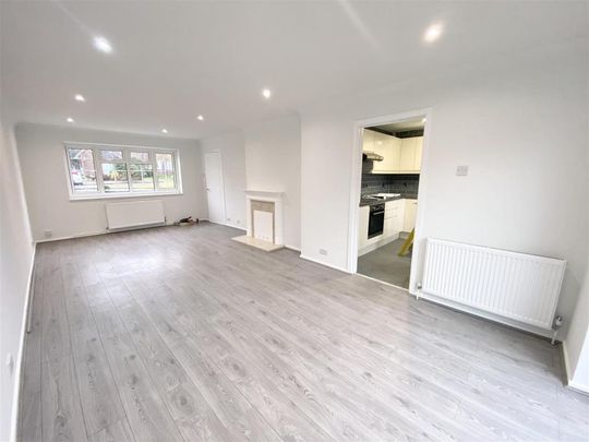 3 bedroom detached house to rent - Photo 1