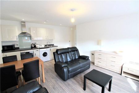 2 bedroom apartment to rent - Photo 4