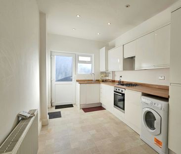 Flat to rent on - Photo 5