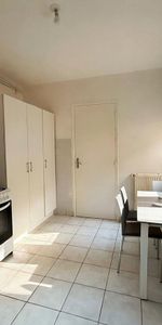 Location Appartement 2 pièces 48m² MONTAUBAN 82000 - Photo 4
