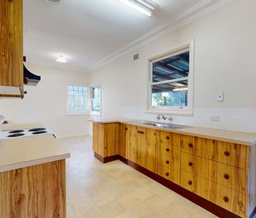 8 Augusta Street, Warners Bay NSW 2282 - Photo 6