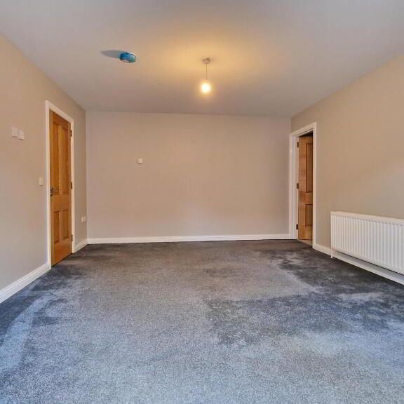 150b Lough Road, Lurgan, BT66 6JL - Photo 1