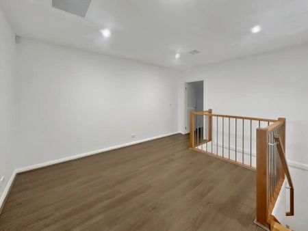 “Beautiful Home Designed For Comfort!” - Photo 5