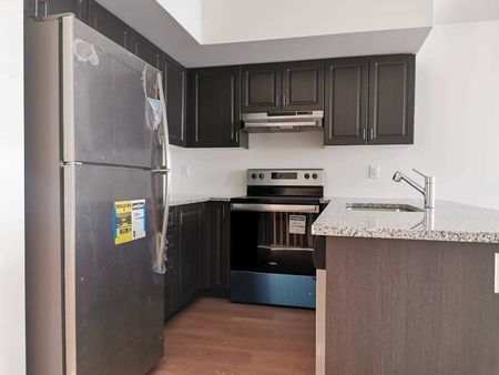 For Lease - 2565 Mojave Path, Oshawa, Ontario - Photo 4