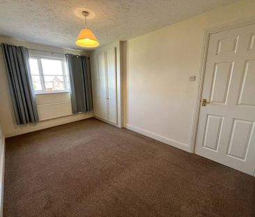 4 bedroom detached house to rent - Photo 6