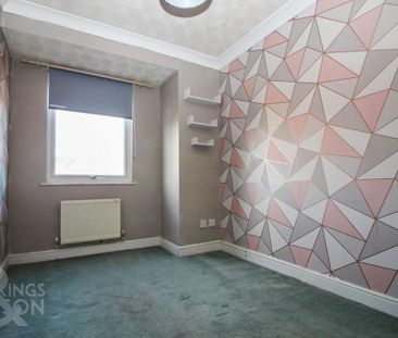 4 bedroom detached house to rent - Photo 3