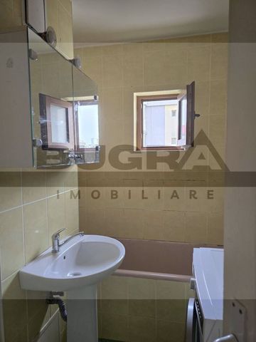 Apartament de 2 camere decomandat, 51mp, zona Golden Tulip - Fotografie 5