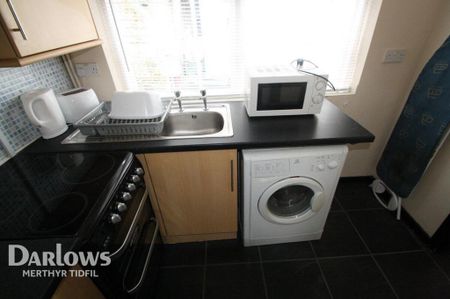2 bedroom detached house to rent - Photo 2