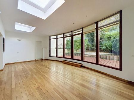 Etangs d'Ixelles : Ground floor 1 bedroom + terrace & garden - Photo 3