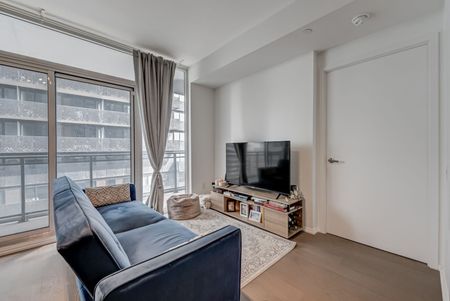 For Lease - 45 Charles Street Unit# 3011, Toronto, Ontario - Photo 4