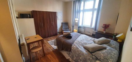 Studio to rent - Photo 2