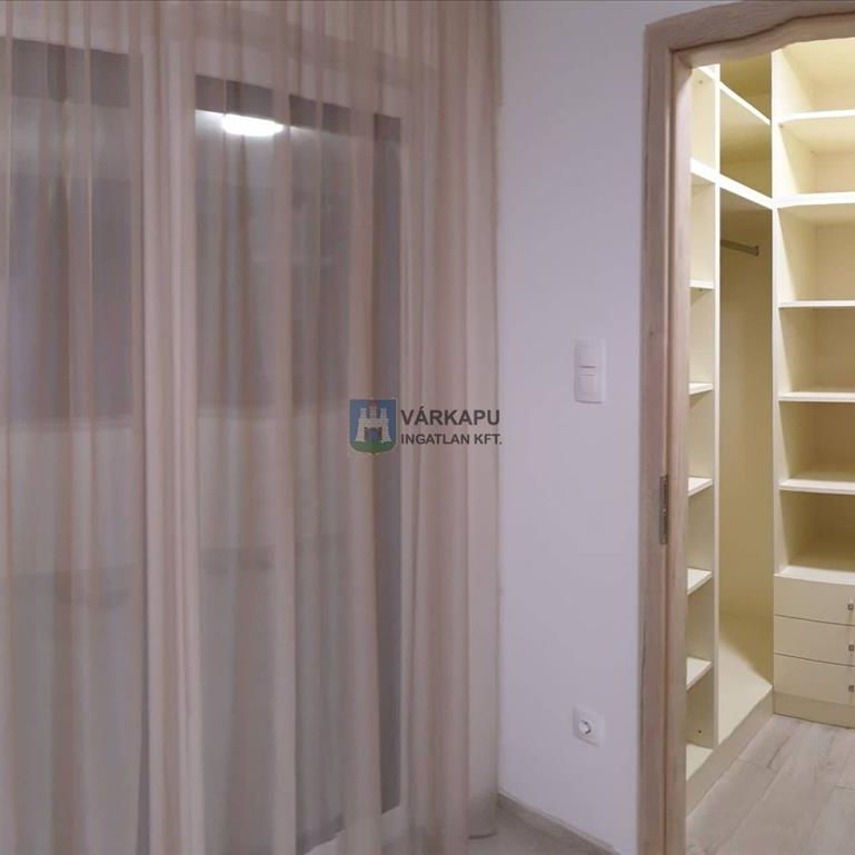 Kiadó luxus lakás - Székesfehérvár - Photo 1