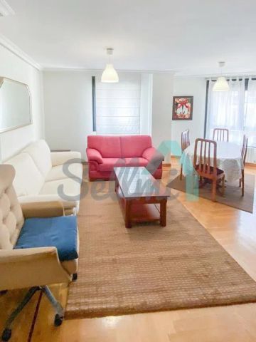 Alquiler de piso en Calle Tomás Crespo Frígilis - Foto 4