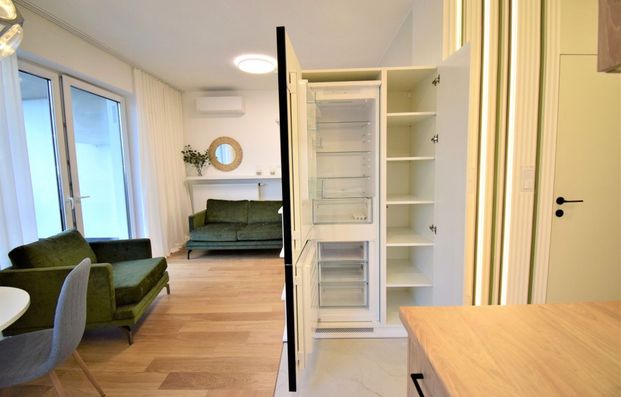 Warszawa, Praga-Południe, Praga-Południe Gocław, Jugosłowiańska - Zdjęcie 1