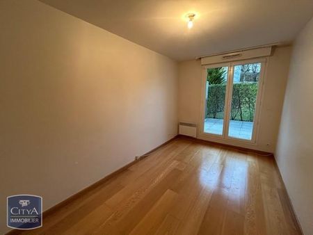 Location Appartement 3 pièces 62m² CHAMALIERES 63400 - Photo 3