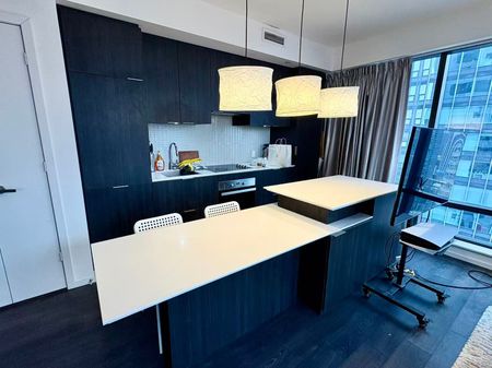 For Lease - 5 St Joseph Street Unit# 3505, Toronto, Ontario - Photo 4