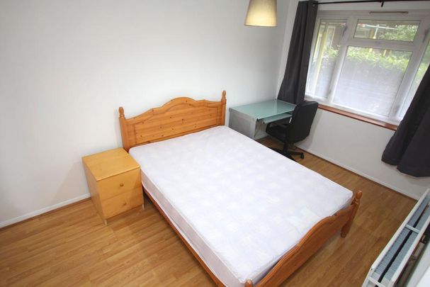 4 bedroom ground floor flat to rent - Photo 1