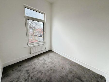 3 bedroom House To Let Total Size: 1088 SQ FT - Photo 3