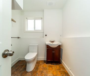 For Lease - 27 Bruntsfield Street, Clarington, Ontario - Photo 3