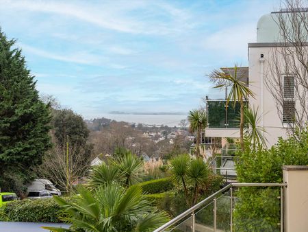 3 bed town house to rent in Durrant Road, Parkstone, BH14 - Photo 2
