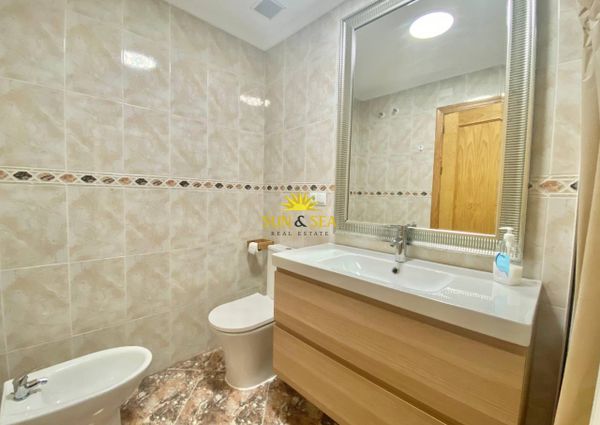 APARTMENT FOR RENT 100 METERS FROM THE BEACH IN TORREVIEJA - ALICANTE PROVINCE