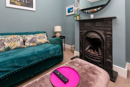 Ufford Street - Photo 3