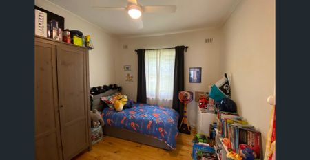 6 MONTH LEASE ONLY - NICE 3 BR FAMILY HOME IN LOVELY STREET - Photo 4